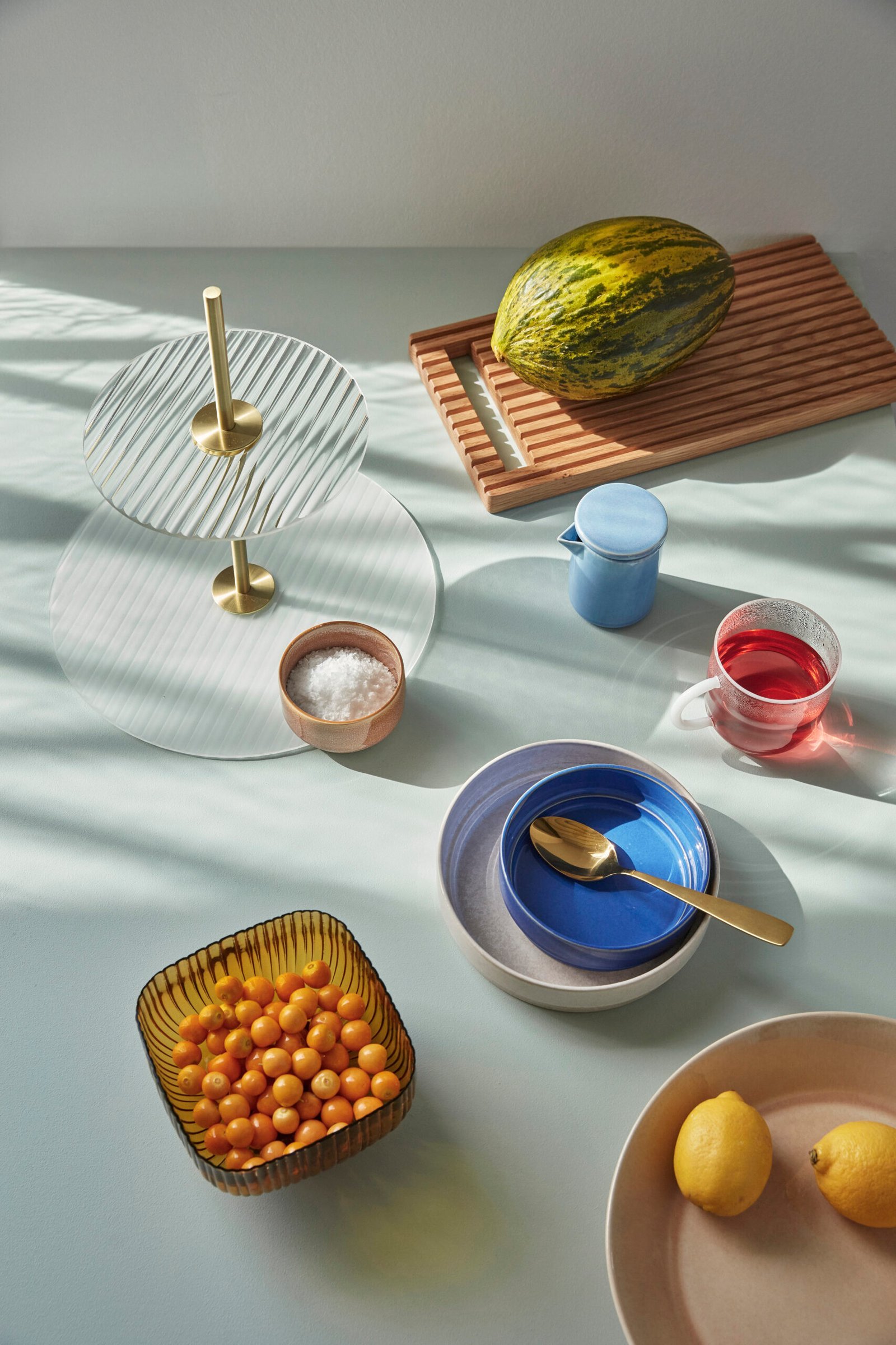 Ripple Étagère  Frosted/Messingfarve