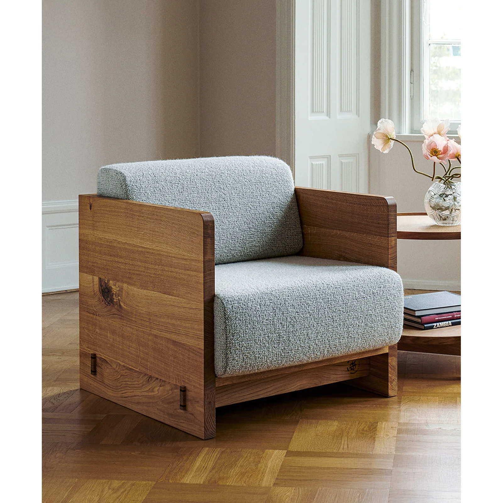 Karm Sofa Lounge Chair
